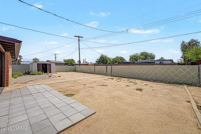 6516 E Nelson Drive, Tucson, AZ 85730