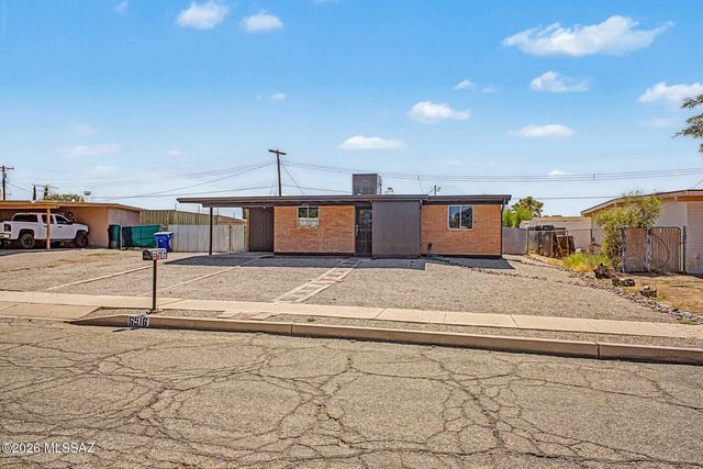 6516 E Nelson Drive, Tucson, AZ 85730