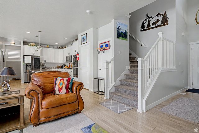 63 E BLUE HERON DR, Saratoga Springs, UT 84045