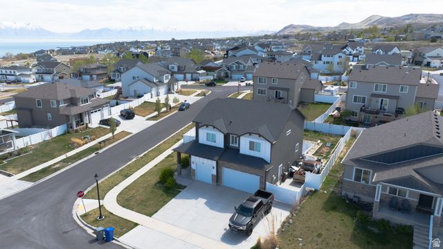 63 E BLUE HERON DR, Saratoga Springs, UT 84045