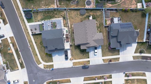 63 E BLUE HERON DR, Saratoga Springs, UT 84045