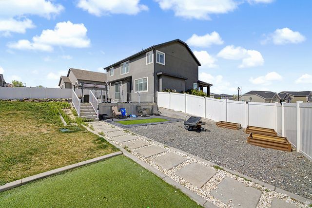 63 E BLUE HERON DR, Saratoga Springs, UT 84045