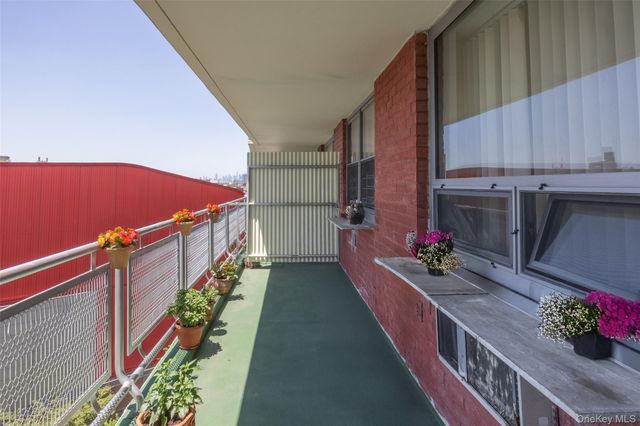 61-15 97th Street 8D, Rego Park, NY 11374