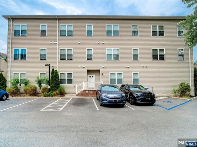 92 Willow Street 3, Bloomfield, NJ 07003