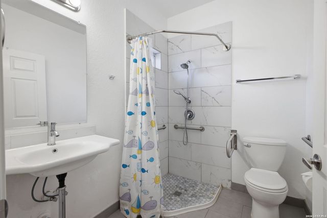 1516 Santiago, San Antonio, TX 78207