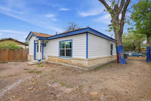 1516 Santiago, San Antonio, TX 78207