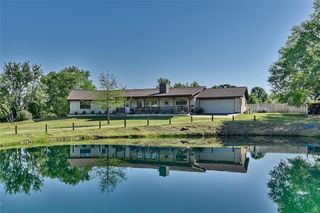 515 E St Loop 543, West Point, TX 78963