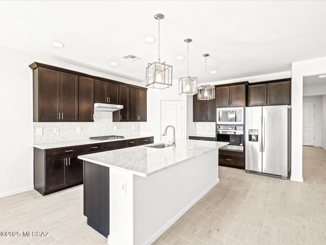 290 N Papershells Place, Sahuarita, AZ 85629