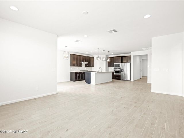 290 N Papershells Place, Sahuarita, AZ 85629