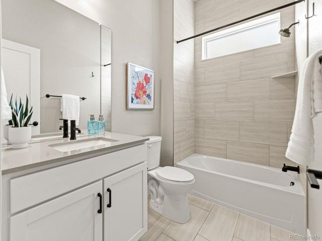 5096 Lake Trail Ct, Firestone, CO 80504