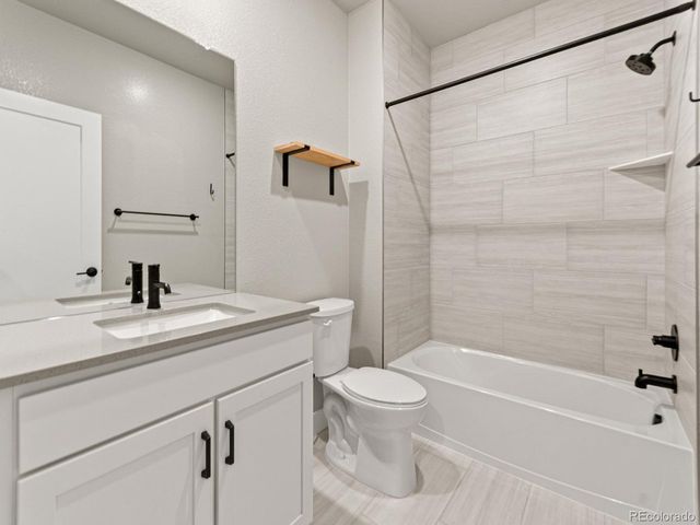 5096 Lake Trail Ct, Firestone, CO 80504