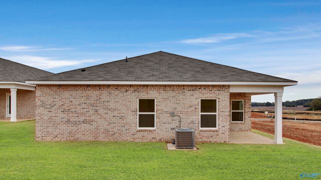 340 Ruby Elm Avenue NE, Huntsville, AL 35810