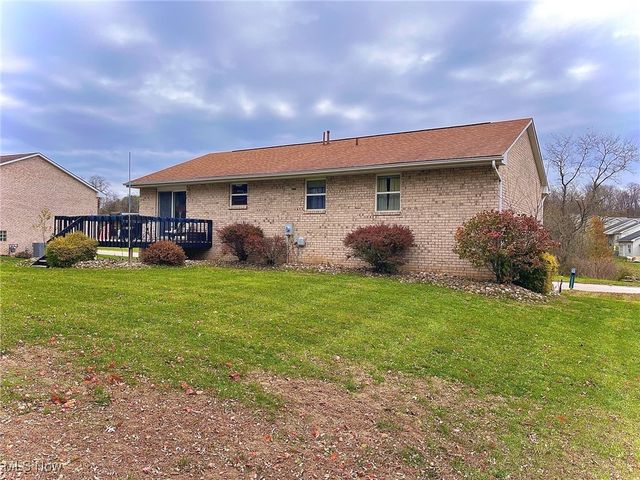 512 Pine Valley Drive, Steubenville, OH 43952