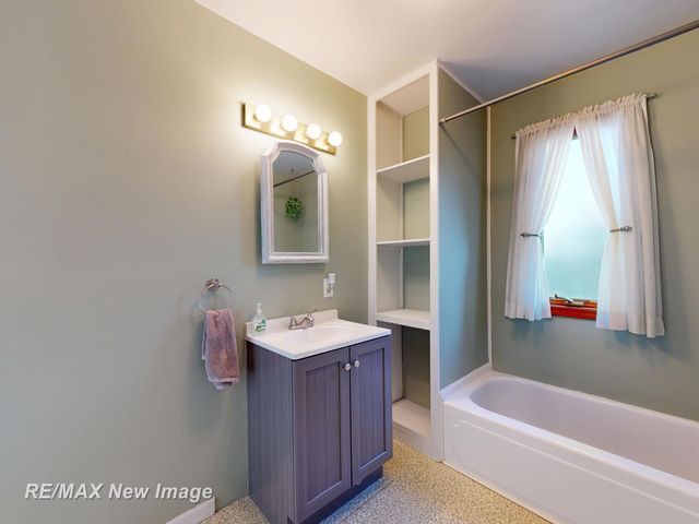 389 Ricoma Beach Road, Bangor Twp, MI 48706