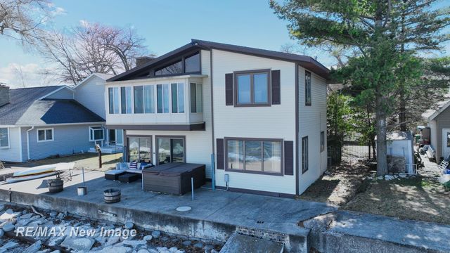 389 Ricoma Beach Road, Bangor Twp, MI 48706