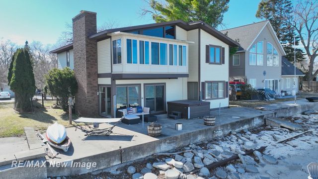 389 Ricoma Beach Road, Bangor Twp, MI 48706