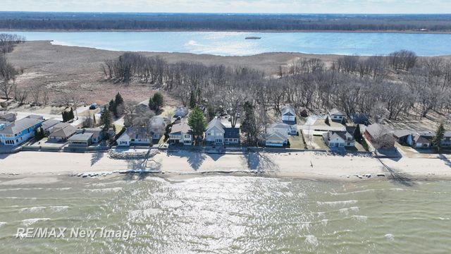 389 Ricoma Beach Road, Bangor Twp, MI 48706