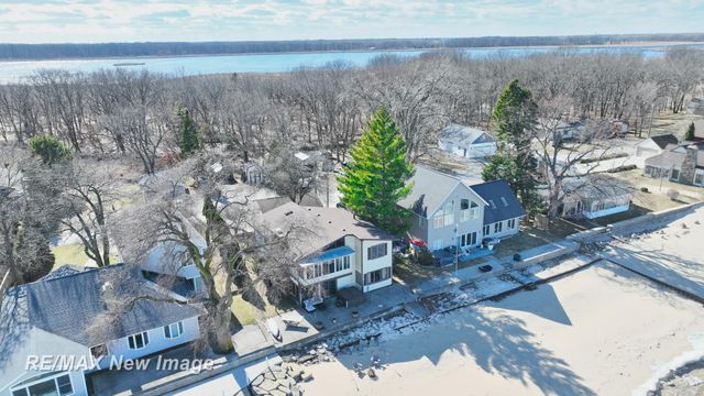 389 Ricoma Beach Road, Bangor Twp, MI 48706