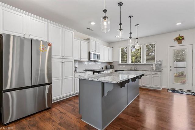 4021 Pursuance Court, High Point, NC 27265