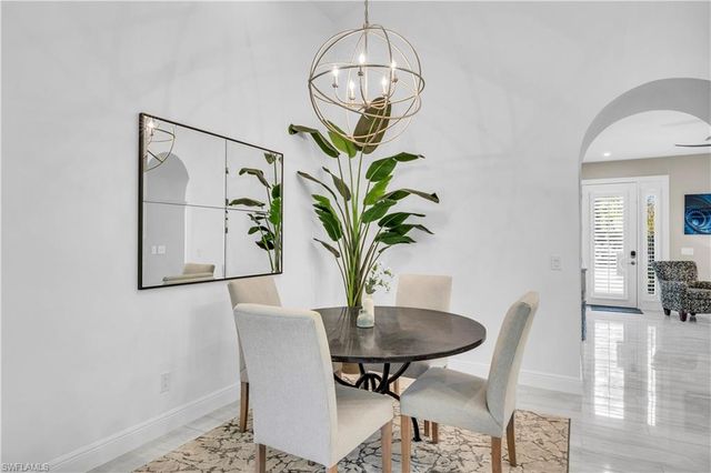 513 96th AVE N, Naples, FL 34108