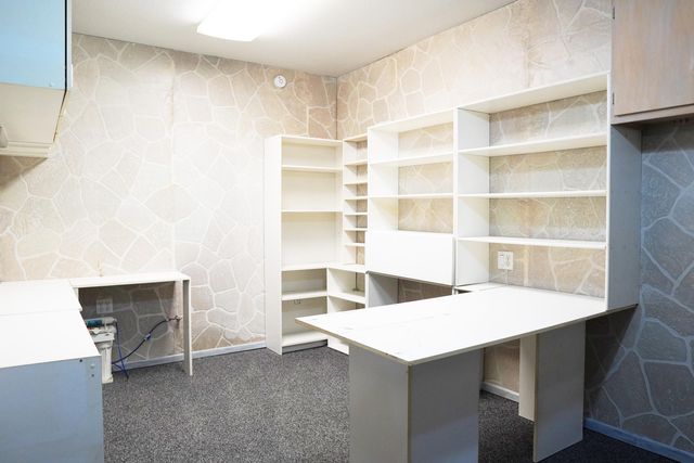 8639 Knoxville Drive, C18, Lubbock, TX 79423