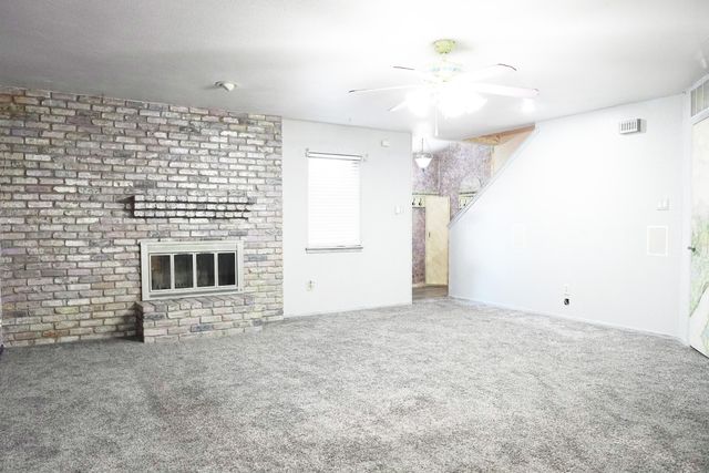 8639 Knoxville Drive, C18, Lubbock, TX 79423