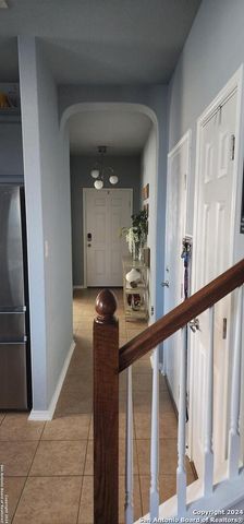 509 WHITTMEN AVE, Schertz, TX 78108