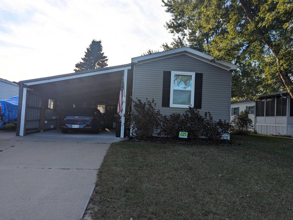 1200 River Road, Sparta, WI 54656