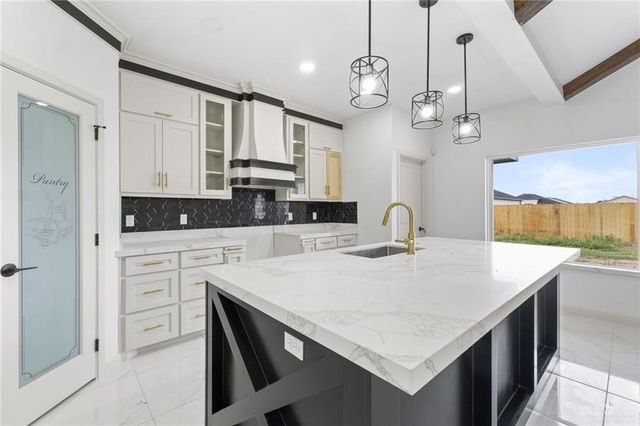 2112 Blue Sky Drive, Weslaco, TX 78599