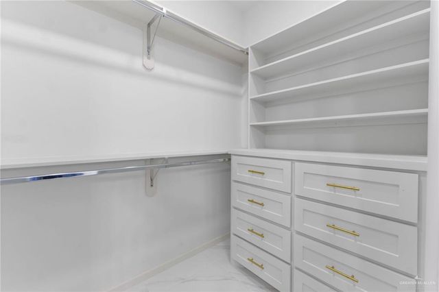 2112 Blue Sky Drive, Weslaco, TX 78599