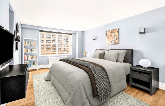 305 E 40th St Apt 19F, New York City, NY 10016