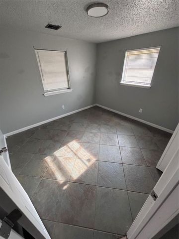 1433 Alan Street, Oklahoma City, OK 73130