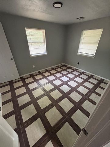 1433 Alan Street, Oklahoma City, OK 73130