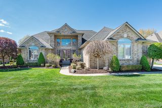 14278 Larkspur Drive, Shelby Charter Township, MI 48315
