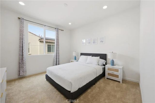 322 Ford Road, Costa Mesa, CA 92627