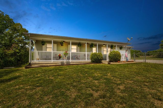2785 Betty Gap Ridge Road, Denniston, KY 40316