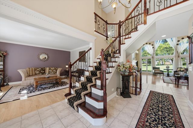 1108 CHADWICK Court, Aurora, IL 60502