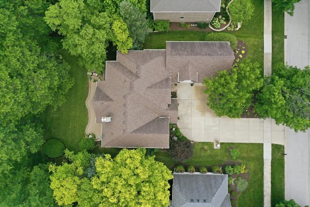 1108 CHADWICK Court, Aurora, IL 60502