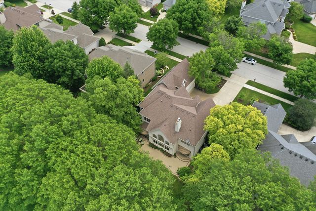 1108 CHADWICK Court, Aurora, IL 60502