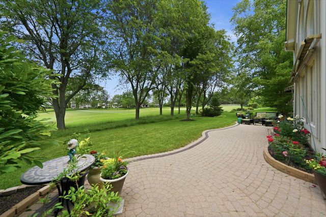 1108 CHADWICK Court, Aurora, IL 60502