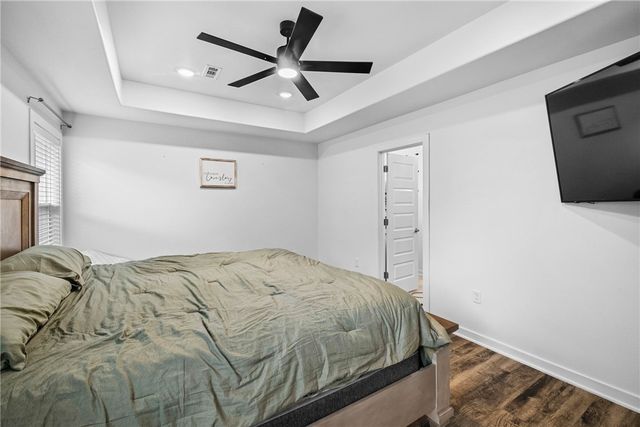 305 W Taverner Xing, Farmington, AR 72730