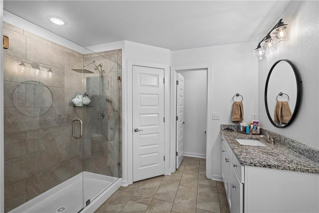 305 W Taverner Xing, Farmington, AR 72730