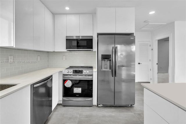 11900 N Bayshore Drive 206, North Miami, FL 33181