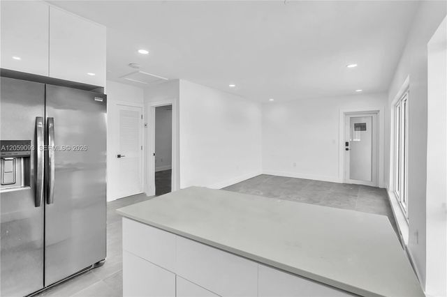 11900 N Bayshore Drive 206, North Miami, FL 33181