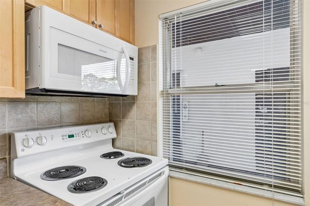 2438 ENTERPRISE ROAD 25, Clearwater, FL 33763