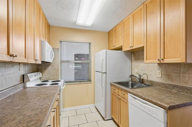 2438 ENTERPRISE ROAD 25, Clearwater, FL 33763