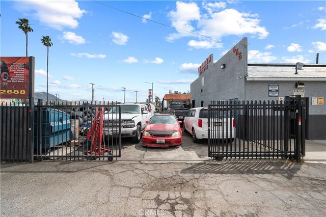 455 S La Cadena Drive, Colton, CA 92324