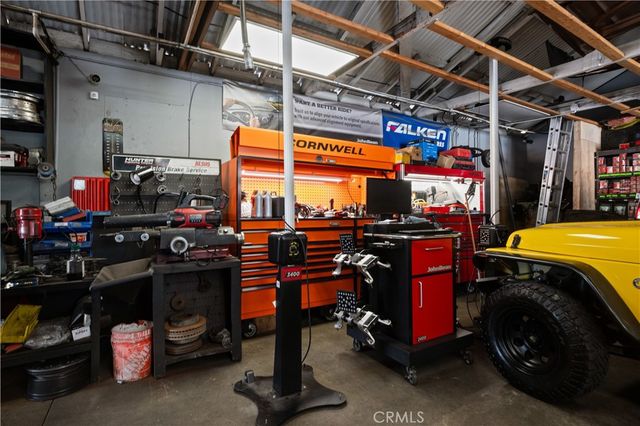 455 S La Cadena Drive, Colton, CA 92324