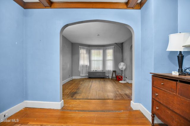 1322 Alden Place, Schenectady, NY 12308
