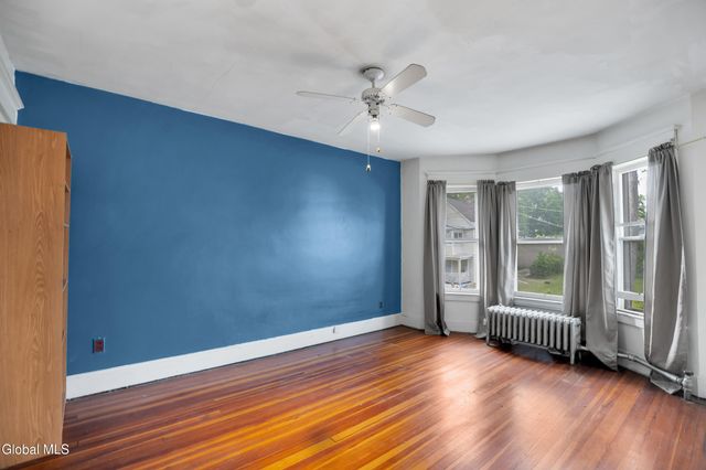 1322 Alden Place, Schenectady, NY 12308